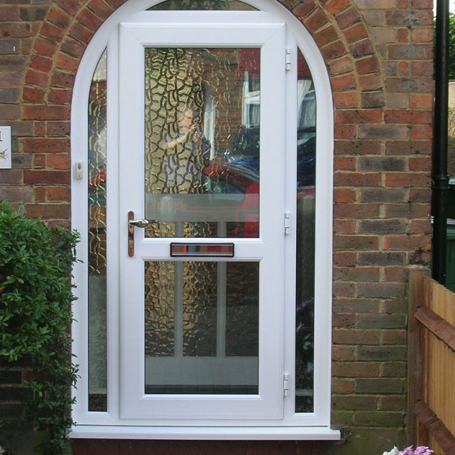 درب یو پی وی سی چیست؟