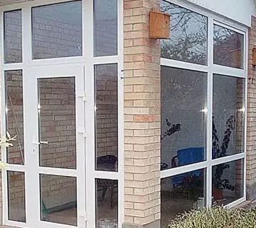 قیمت درب و پنجره دوجداره uPVC پادرا در همدان