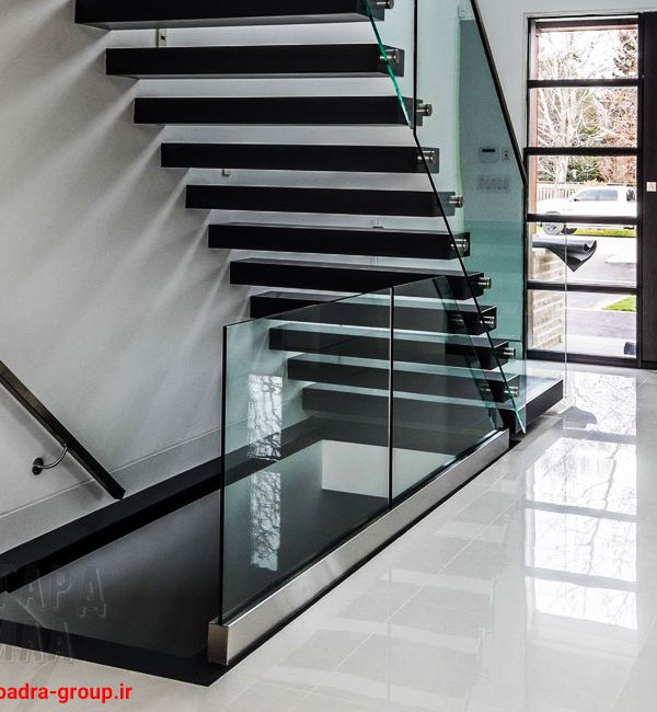 آیا نرده‌های شیشه‌ای مناسب برای استفاده در فضاهای خارجی هستند؟