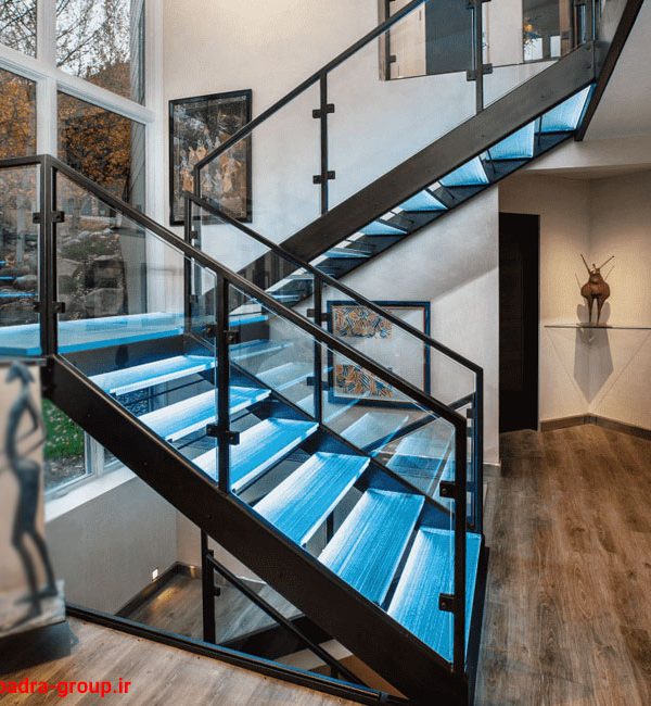 میانگین طول عمر نرده های شیشه ای چقدر است؟