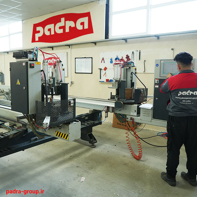 دستگاه جوش چهار سر یو پی وی سی تمام اتوماتیک برند مورات ترک