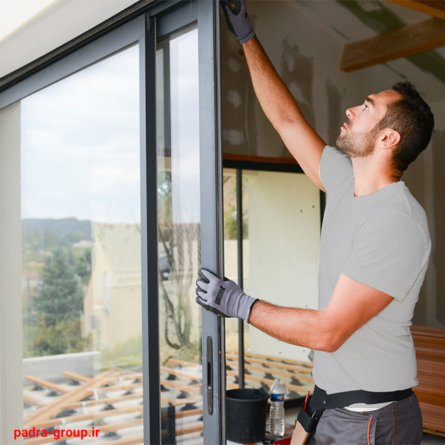 چگونه پنجره دوجداره را به راحتی در بیاوریم