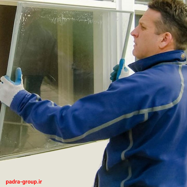 تغییر رنگ شیشه داخلی پنجره دوجداره Upvc